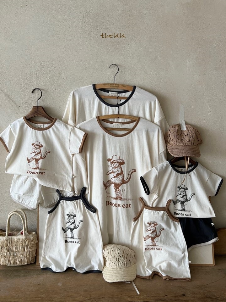 Mom Cat Tee