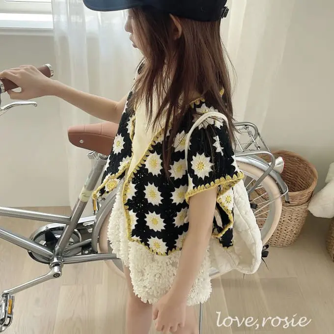 Love Rosie - Korean Children Fashion - #kidsshorts - Knitting Embroidery Vest