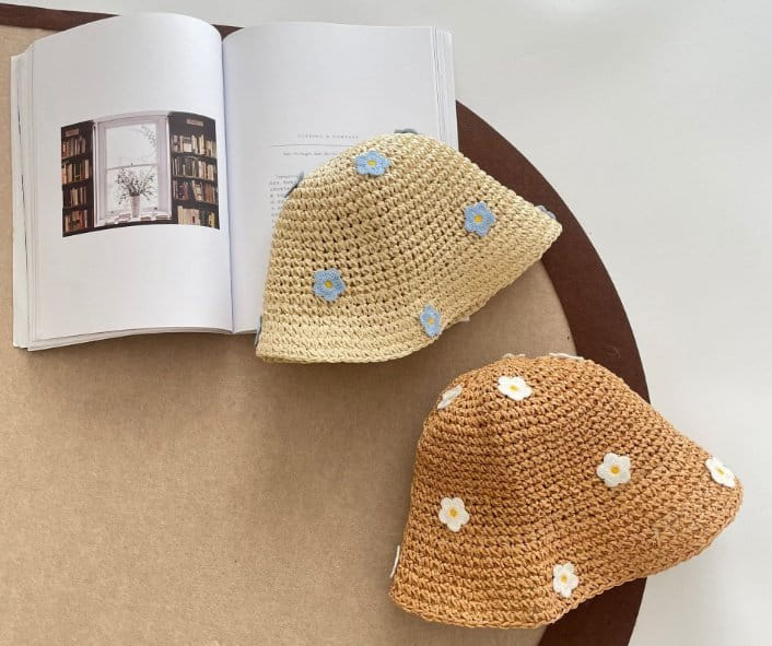 Miso - Korean Children Fashion - #childofig - Flower Embroidery Straw Hat With Mom - 4