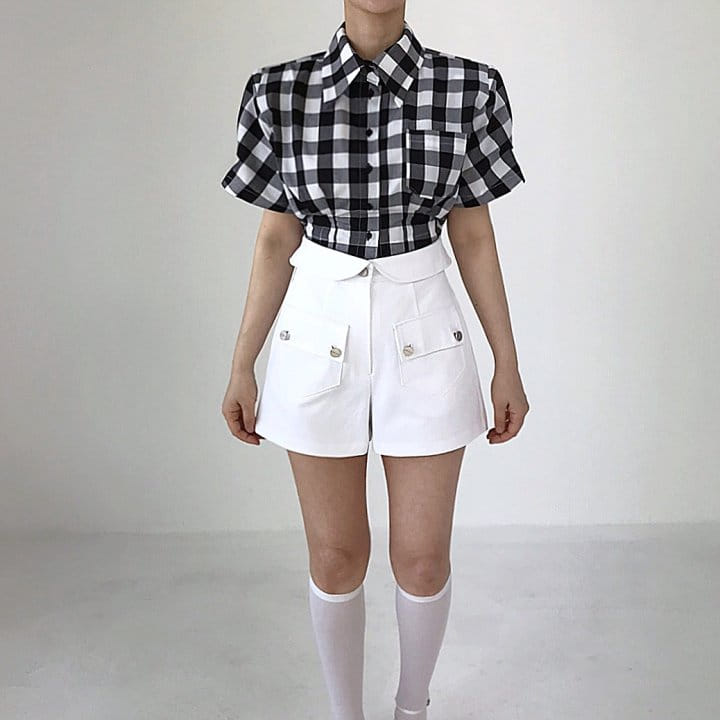 Twomoon - Korean Women Fashion - #womensfashion - Fold Pocket Half Pants - 2