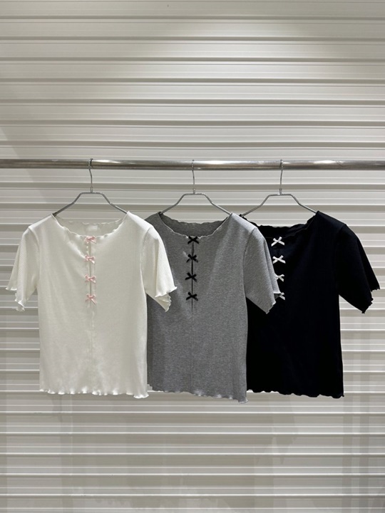 Three Ribbon Tee Three Ribbon Tee