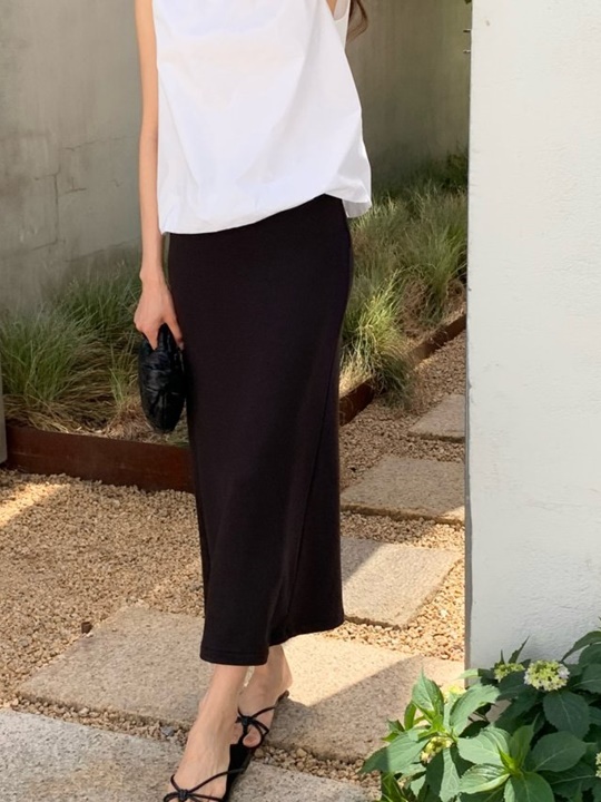 Real Way Banded Skirt