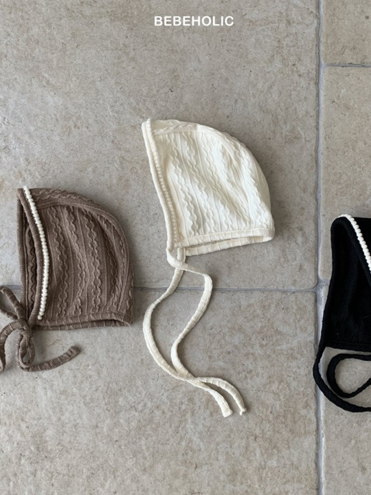 Lisa Pongpong Bonnet