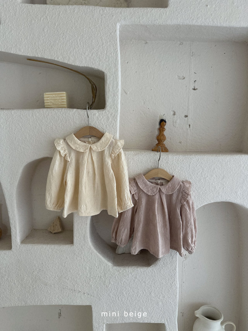 Collar Pintuck Blouse Collar Pintuck Blouse