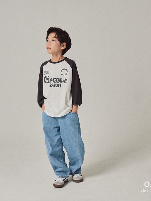Groove Raglan Tee