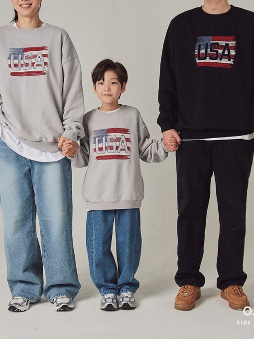 USA Sweatshirts with Mom