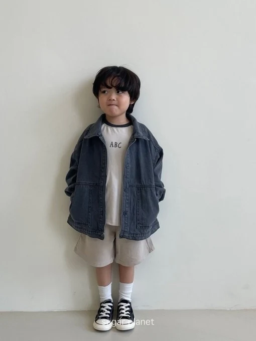 Pocket Denim Jacket