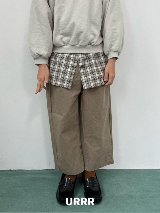 Simple Pintuck Pants Simple Pintuck Pants