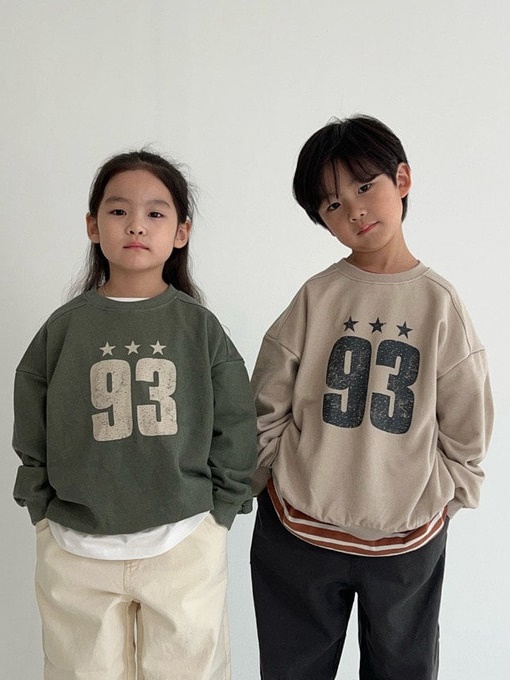 93 Pigment Sweatshirts