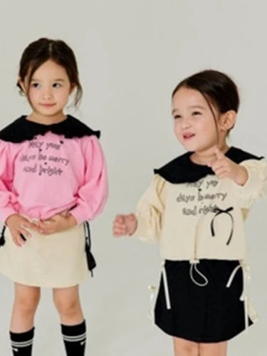 And You Collar Sweatshirts