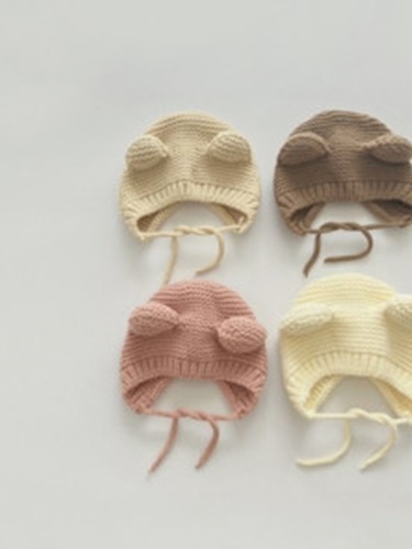 Bear Knit Bonnet