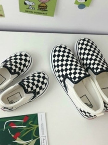 School Slip-on