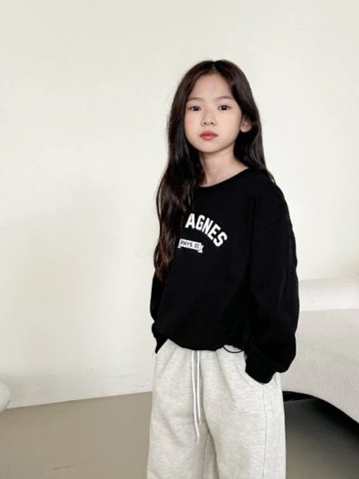 Aenes Tee