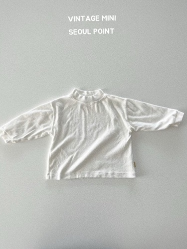 Half Turtleneck Tee