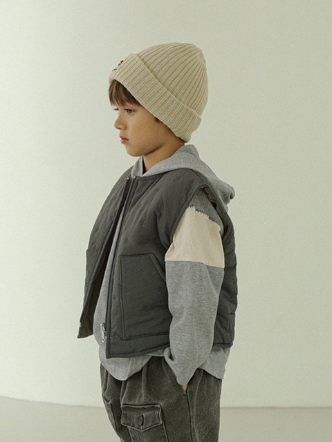 Kuo Reversible Vest