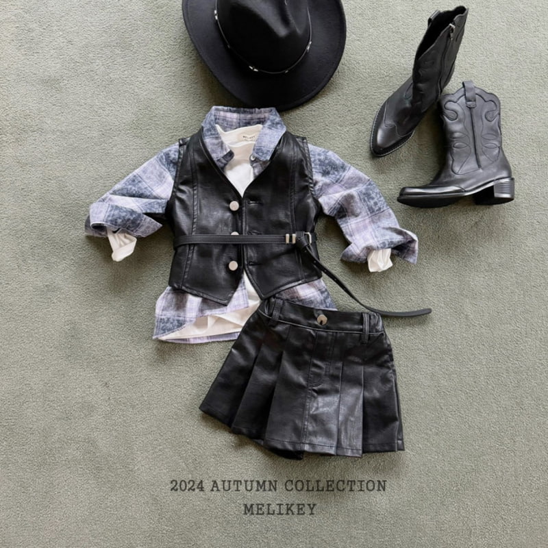 Melikey - Korean Children Fashion - #Kfashion4kids - Leather Pleats Skirt Pants - 7