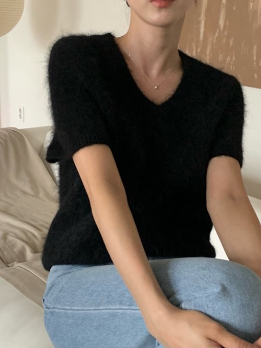 Alphaca V Knit Top