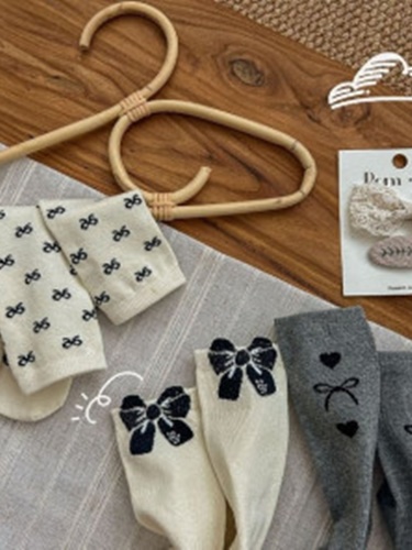Ribbon Socks