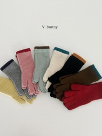 Color Matching Gloves Color Matching Gloves