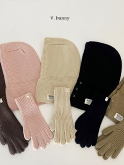 Colored paper Gloves Colored paper Gloves