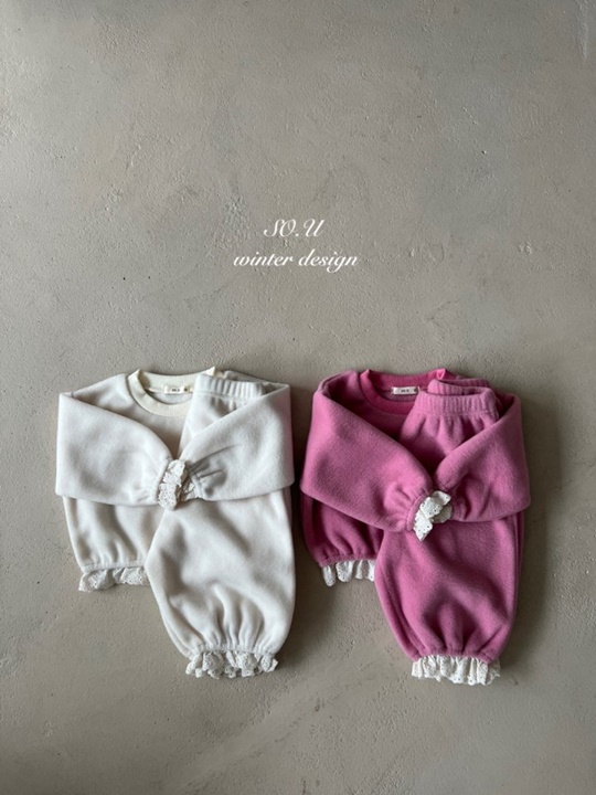 Lace Detail Set Lace Detail Set