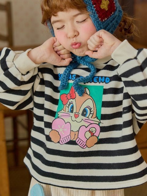 Sweet Gloves Striped Sweatshirt Sweet Gloves Striped Sweatshirt