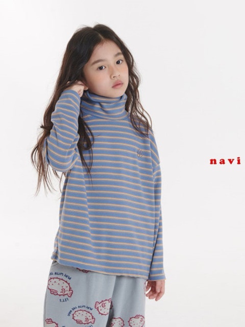 Mini Pin Turtleneck Tee