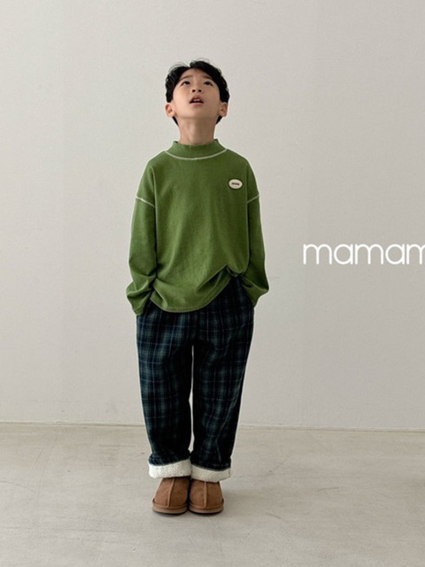 Mochi Stitch Turtleneck Tee