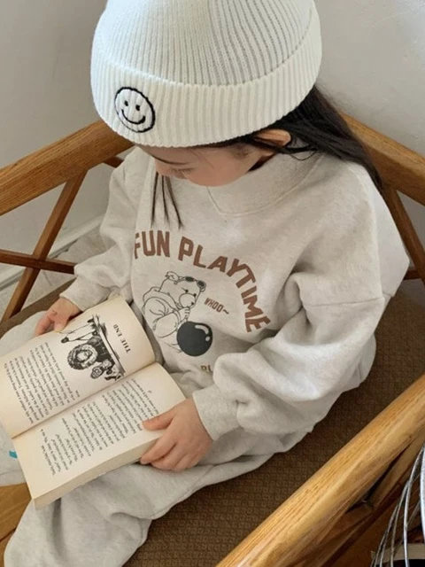Balloon Mockneck Sweatshirt
