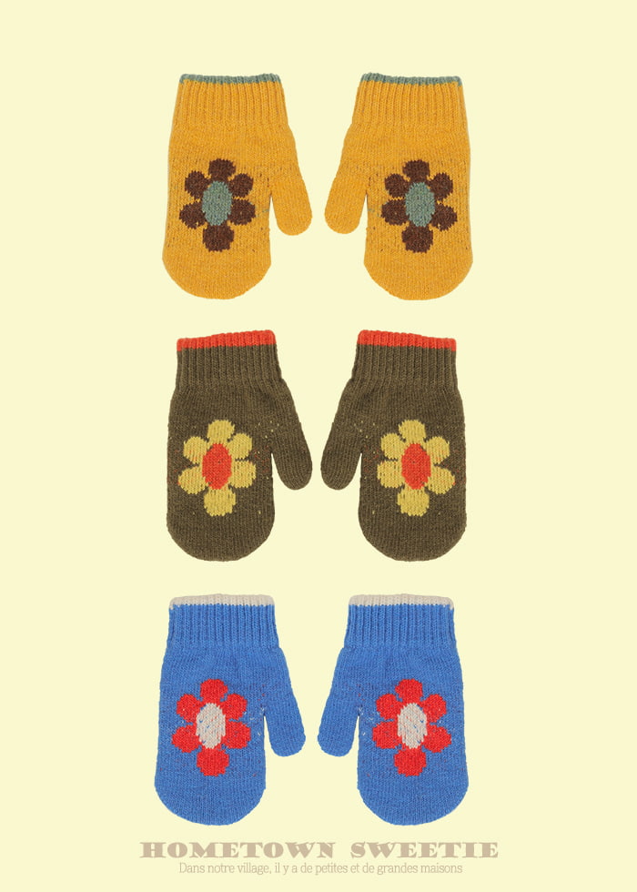Amber - Korean Children Fashion - #kidsstore - Onflower Knit Gloves