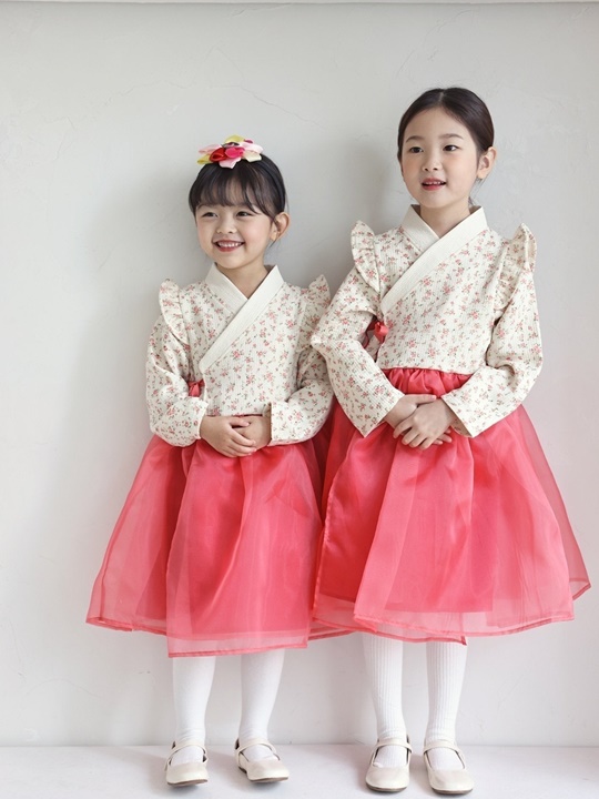 Kids Floral Girl Hanbok Kids Floral Girl Hanbok