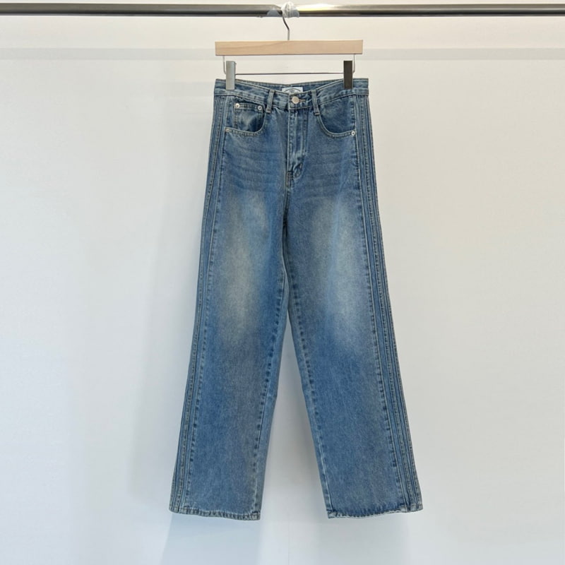 140 Avenue - Korean Women Fashion - #momslook - Three Lines Slit Denim Pants