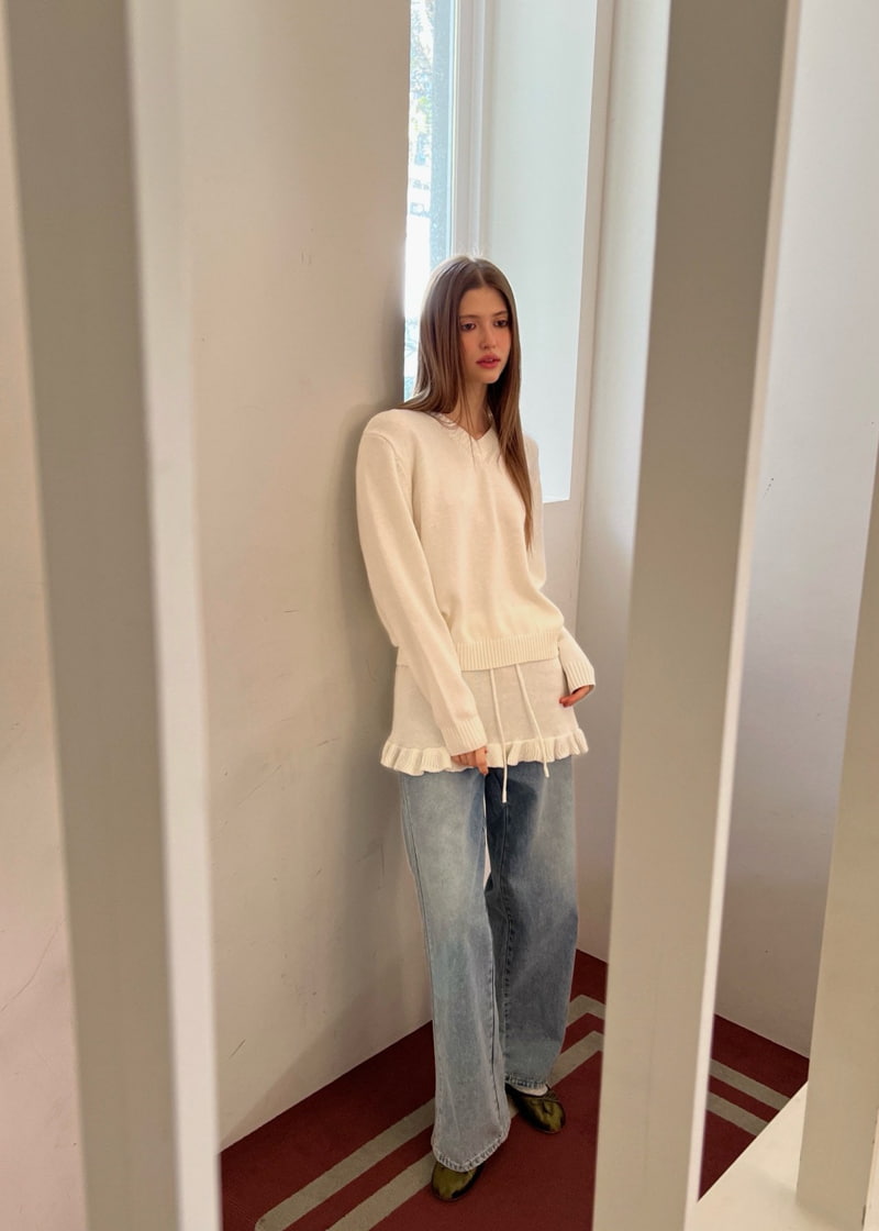 140 Avenue - Korean Women Fashion - #pursuepretty - Three Lines Slit Denim Pants - 11