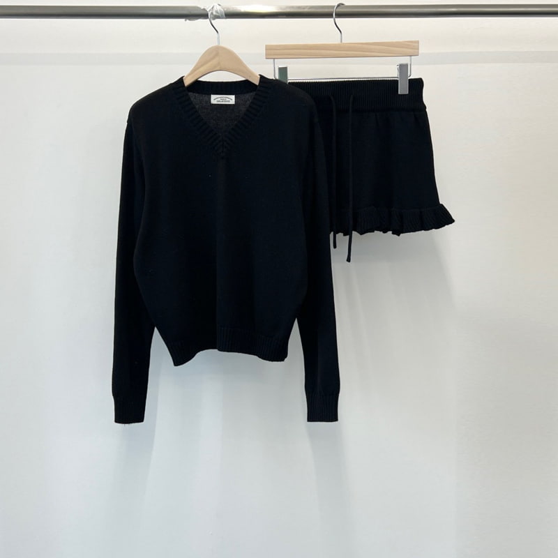 140 Avenue - Korean Women Fashion - #womensfashion - Cotton V Neck Knit Set - 3