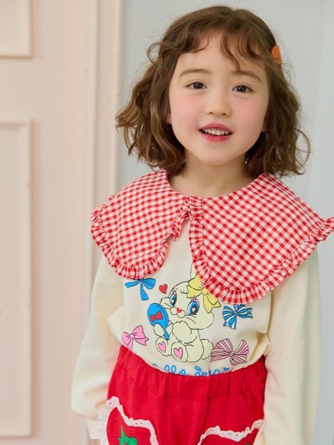 Frill Collar Sweatshirts Frill Collar Sweatshirts