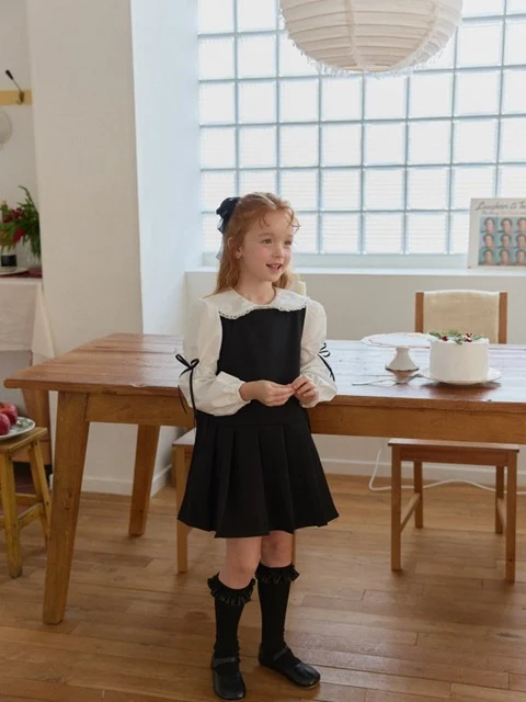 School Look One-piece School Look One-piece