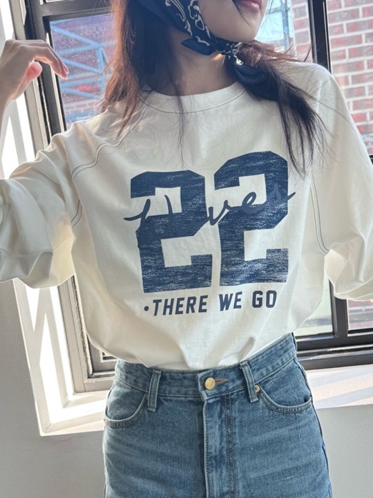 Number 22 Tee