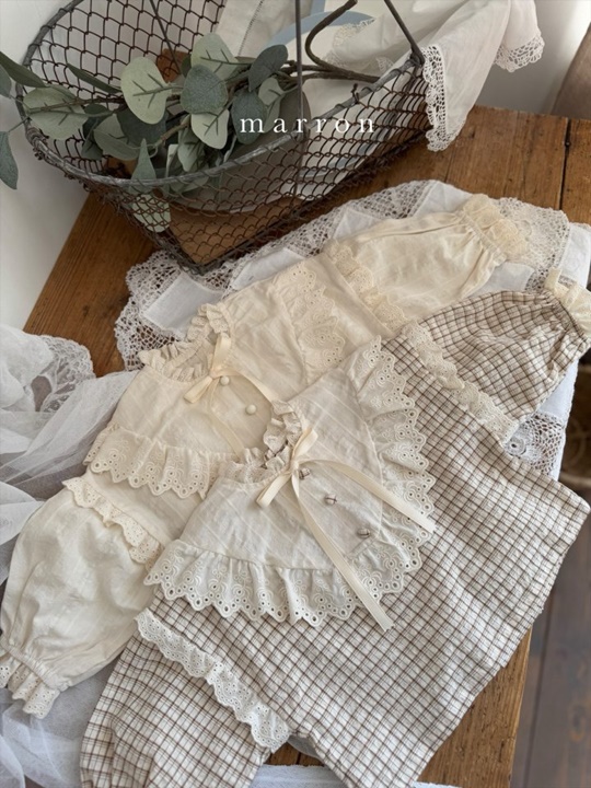 Lace Ruffle Blouse Lace Ruffle Blouse