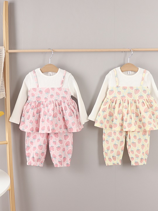 Strawberry Top Bottom Set Strawberry Top Bottom Set