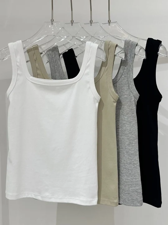 Silket Square Sleeveless Top Silket Square Sleeveless Top