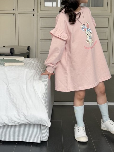 Rabbit Frill Sweatshirt One-piece Rabbit Frill Sweatshirt One-piece