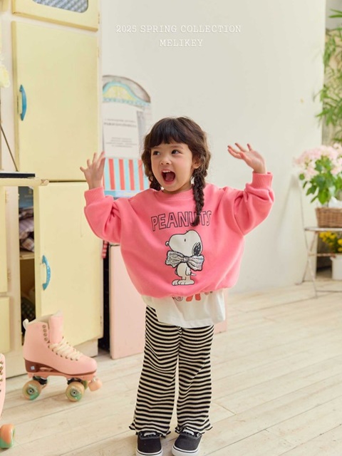 Twinkle Snoop Sweatshirts