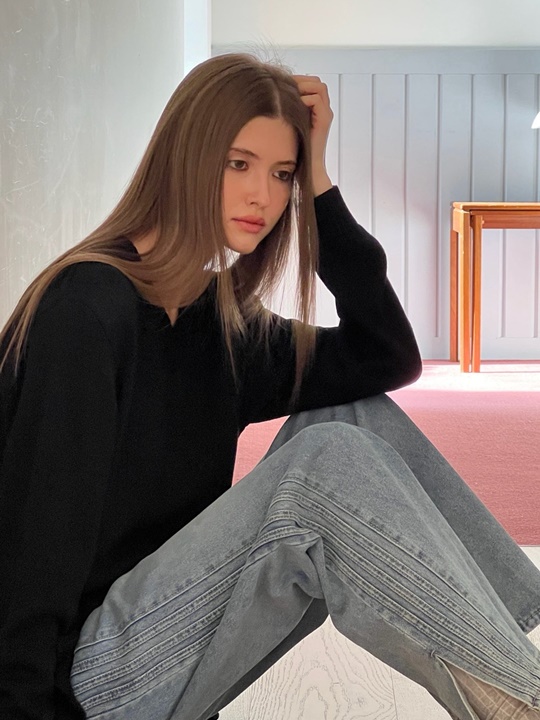 Three Lines Slit Denim Pants Three Lines Slit Denim Pants