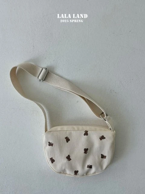 Bear Cross Bag Bear Cross Bag
