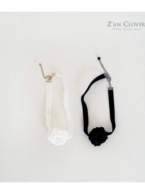 Mini Rose Choker Mini Rose Choker