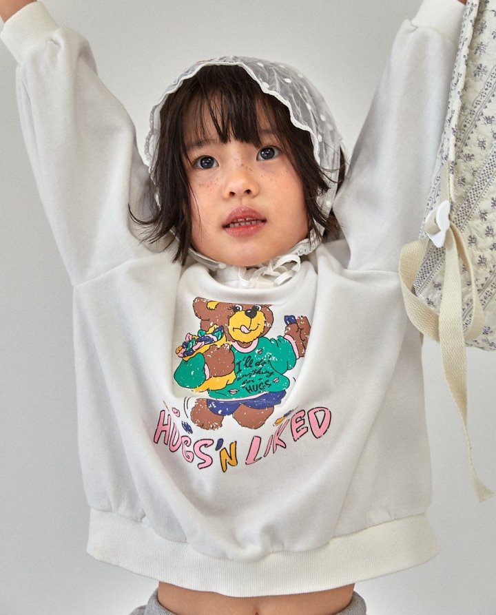 A-Market - Korean Children Fashion - #childofig - Hug Bear Sweatshirts - 3