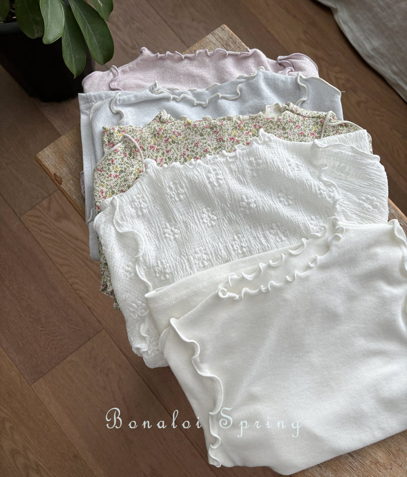 Bonaloi - Korean Children Fashion - #childrensboutique - Bombom Floral Lace Interlock Tee