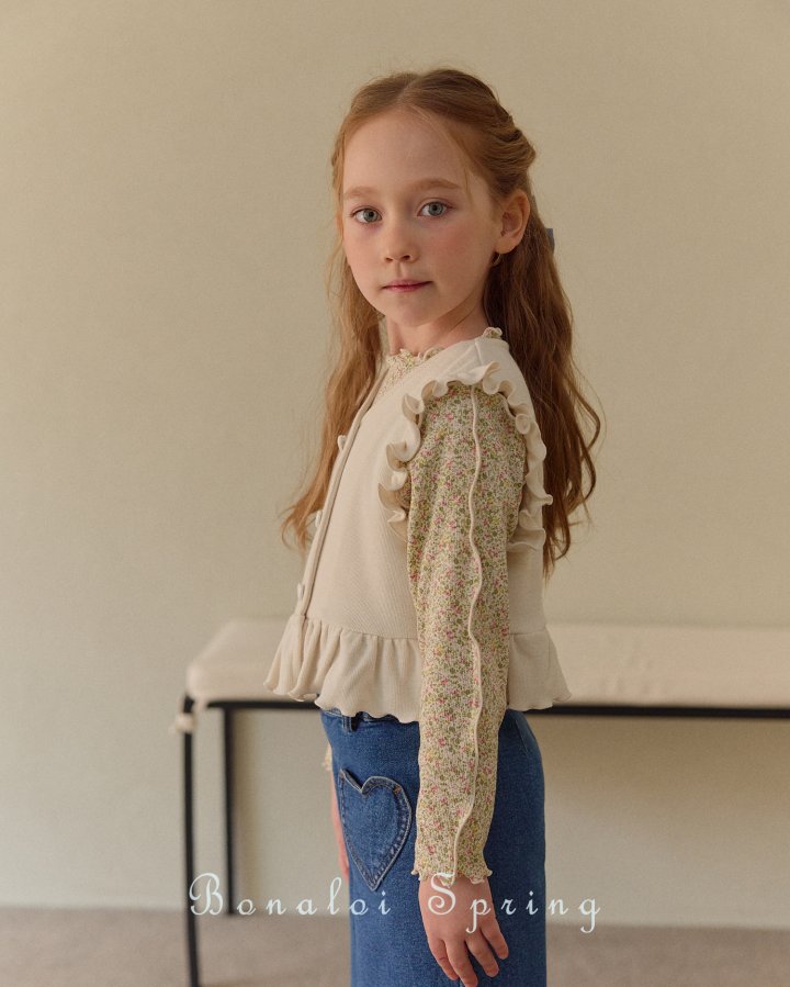 Bonaloi - Korean Children Fashion - #magicofchildhood - Bombom Floral Lace Interlock Tee - 10