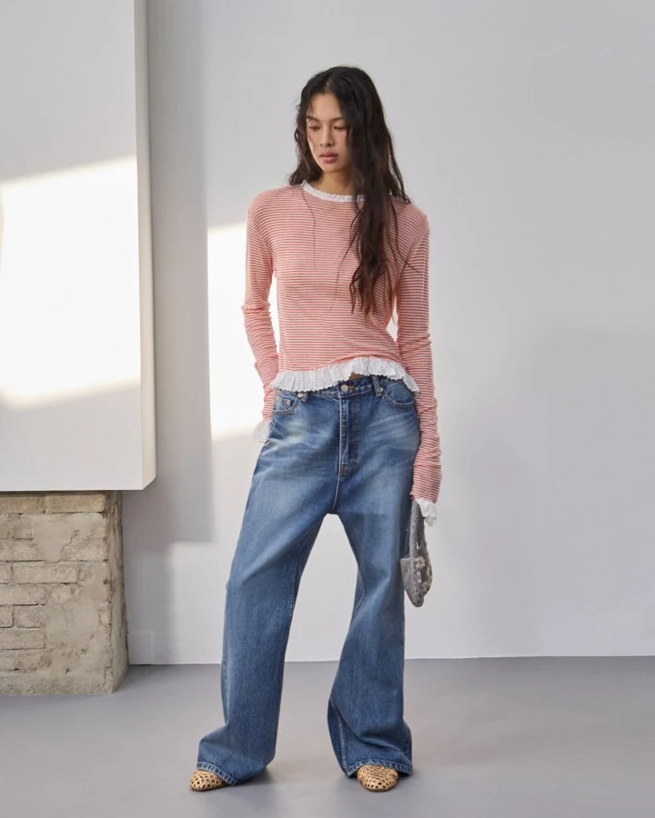 Dailyjud - Korean Women Fashion - #momslook - Plain Lace Combie Tee - 5