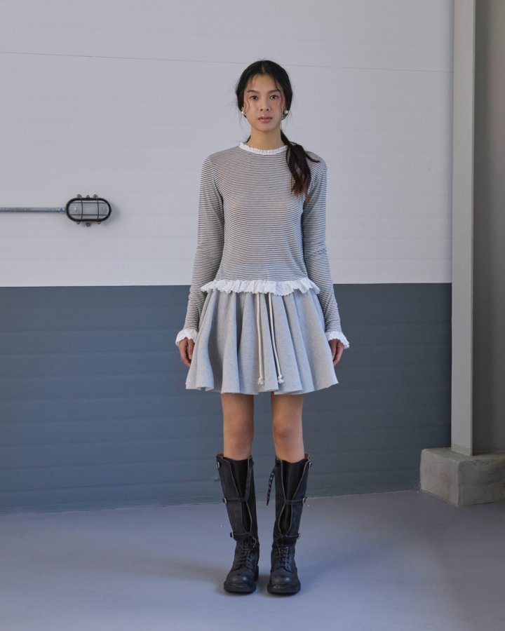 Dailyjud - Korean Women Fashion - #womensfashion - Alia Half Open Sweatshirts Skirt Set - 5